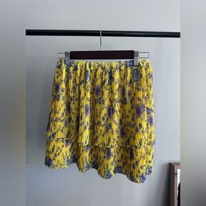 Banana Republic Fit Flare Skirt Size XX-Small Pleated Tiered Yellow Skirt